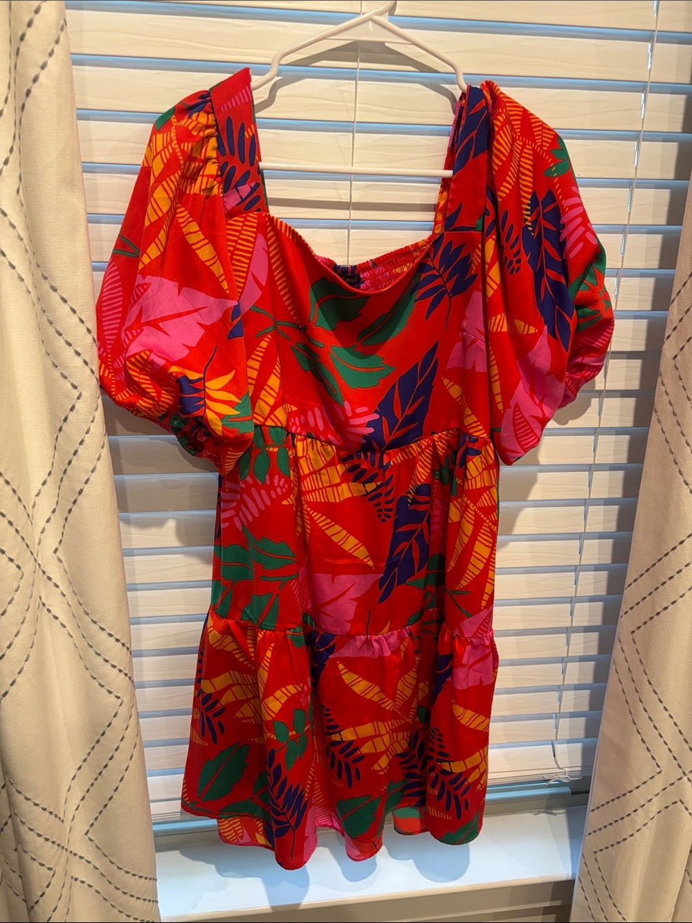 Skies Are Blue Red Tropical Print Puff-Sleeve Mini Dress